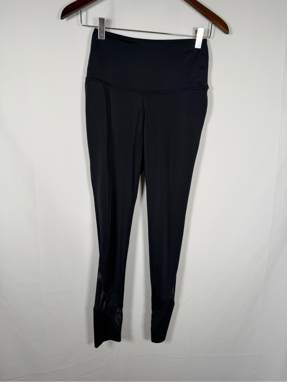 Beyond Yoga x‎ Equinox Black High-Waist Mesh-Detail Leggings